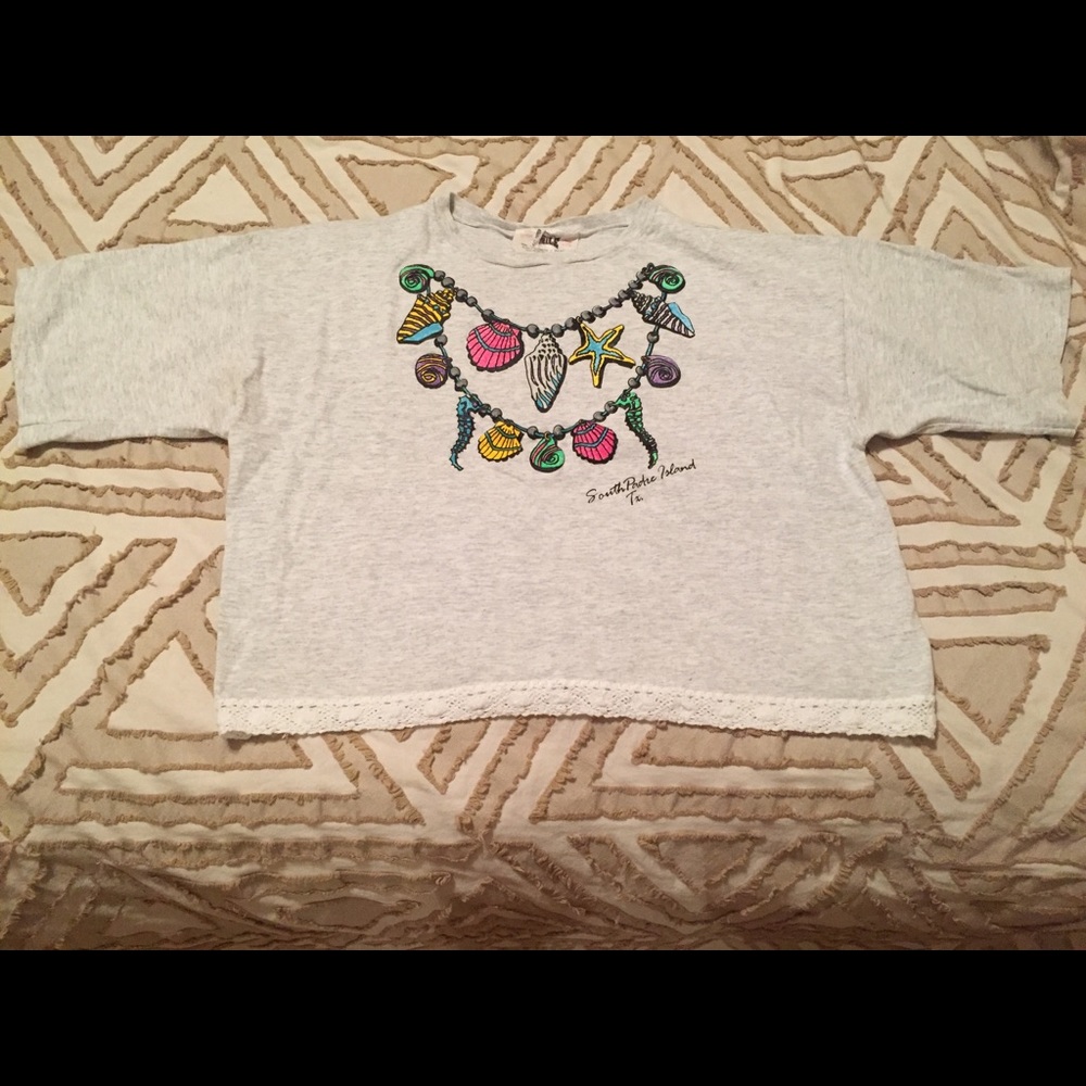 uniquely adorable vintage tee